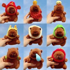 新商品のカピバラのぬいぐるみが可愛いです。