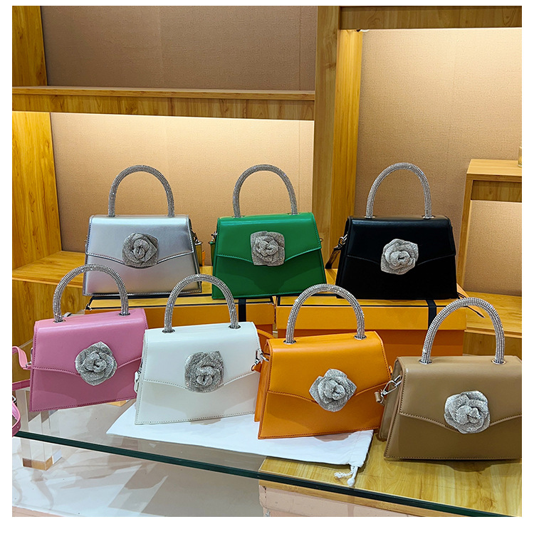 Women's Small Pu Leather Solid Color Flower Streetwear Magnetic Buckle Crossbody Bag display picture 2