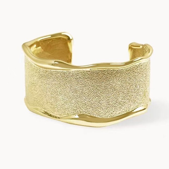 Gold-Plated Bracelet for Women and Men, Niche Original High-End Designer Gift, Elegant Wide Version Bracelet Opening