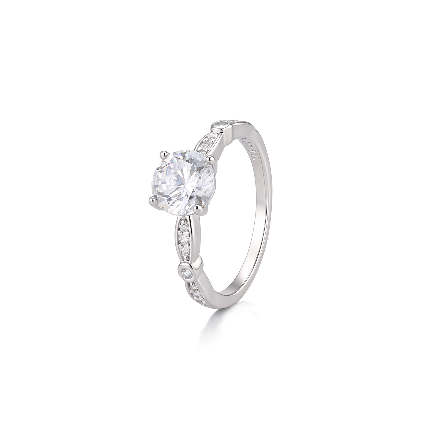 Xuping anillo de compromiso ligero de lujo japonés y coreano anillo de dama incrustado con gemas artificiales anillo de temperamento elegante mujer
