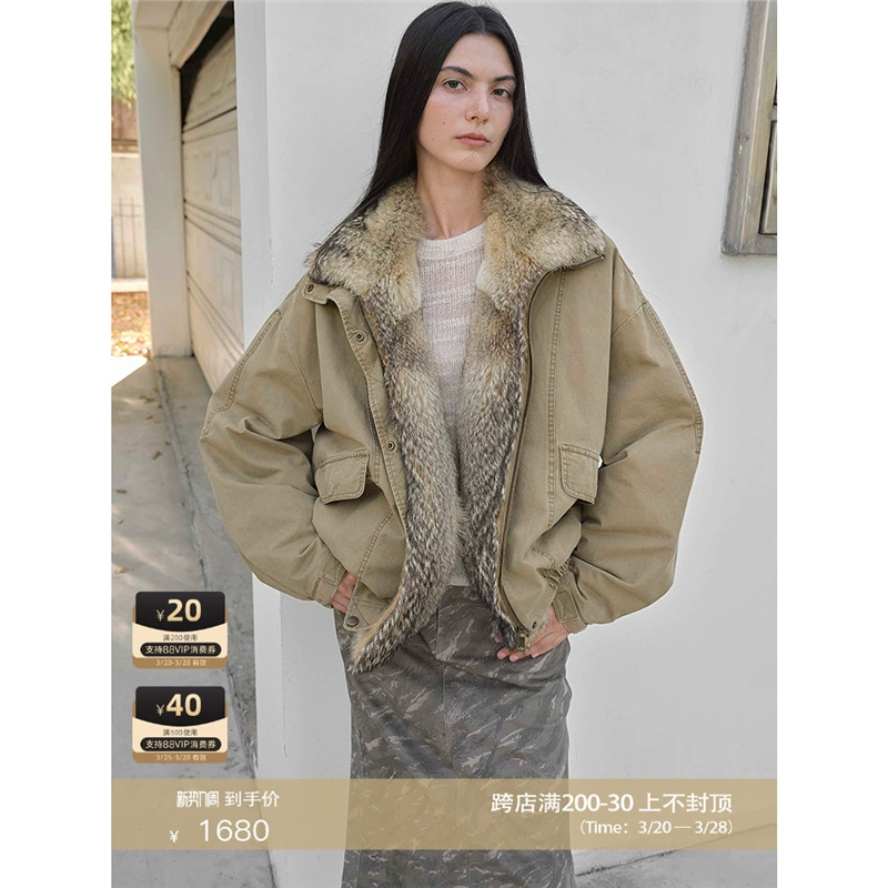Женский пуховик Fu Zhi En Urban Parade с лисьим меховым воротником, 90% пуха, модного дизайна и джинсовой меховой паркой на зиму.