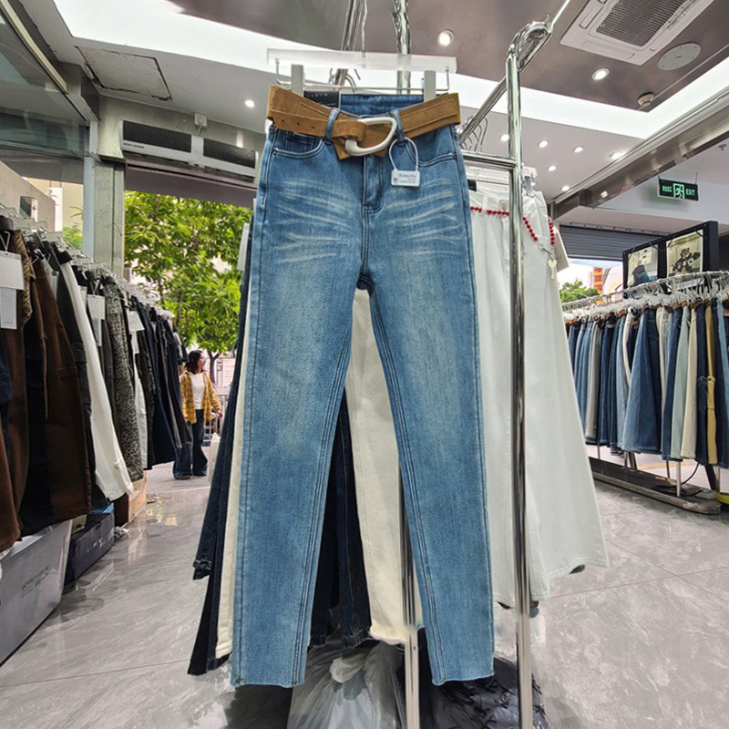 Light-Colored Thickened Fleece-Lined Skinny Jeans for Women, High-Waisted, New Winter Style, Stretchy, Slim-Fit, Cropped Pencil Bootcut Pants Light-Colored Thickened Fleece-Lined Skinny Jeans for Women, High-Waisted, New Winter Style, Stretchy, Slim-Fit, Cropped Pencil Bootcut Pants