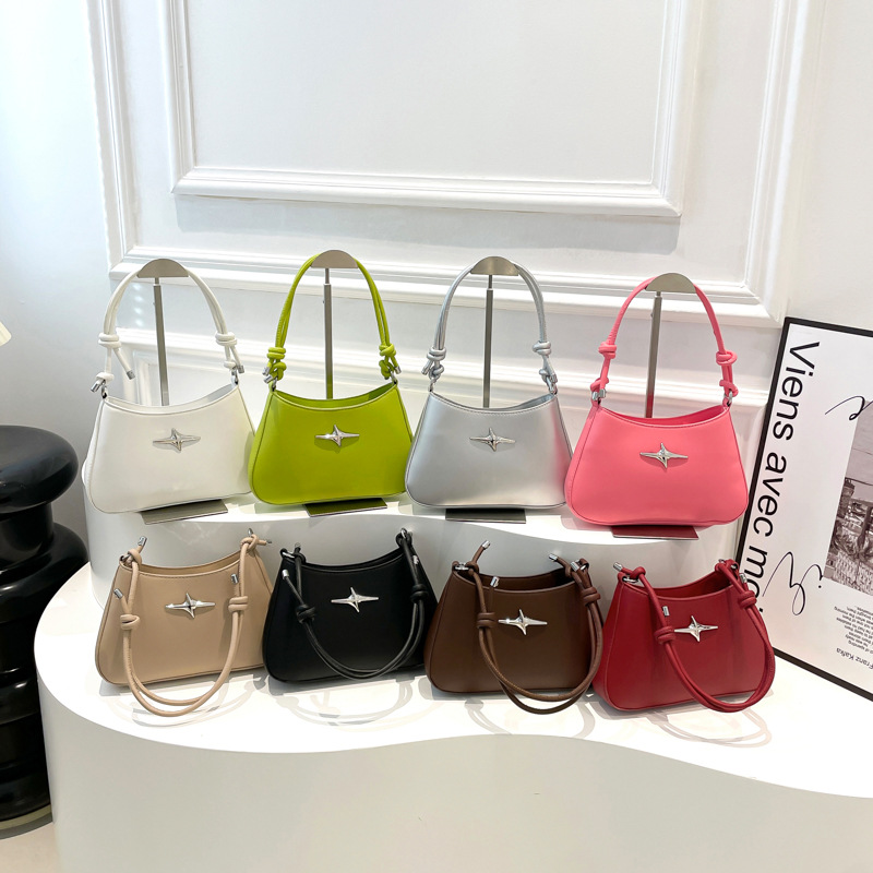 Bolsa de brazo de viaje coreano para mujeres 2024 invierno nuevo bolso de hombro de color sólido para mujeres bolso de brazo de moda casual