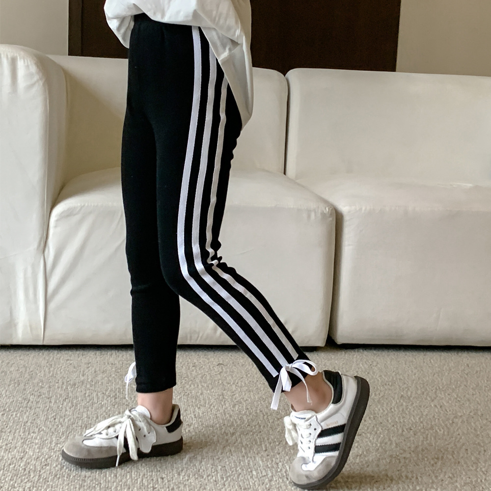 Corea del Sur ropa para niños 2024 polainas de arco para niñas de primavera ropa exterior para niños medias elásticas pantalones de yoga para niños medianos y grandes