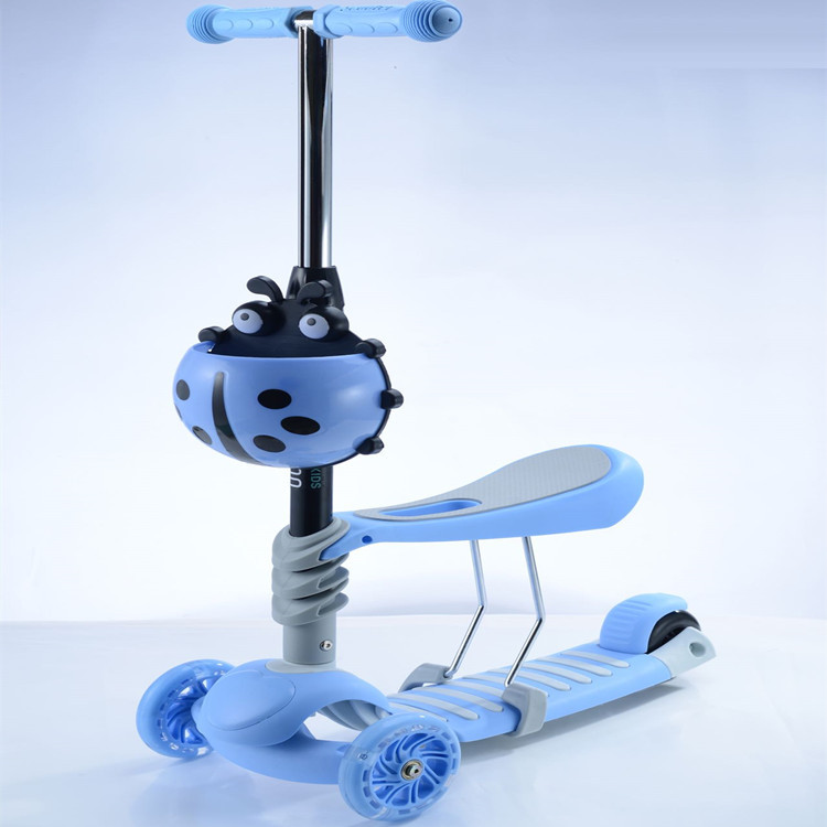 Bebé de música tres en uno de fábrica puede sentarse en niños y niñas niños patinando coche yo-yo 1-2-6 años scooter