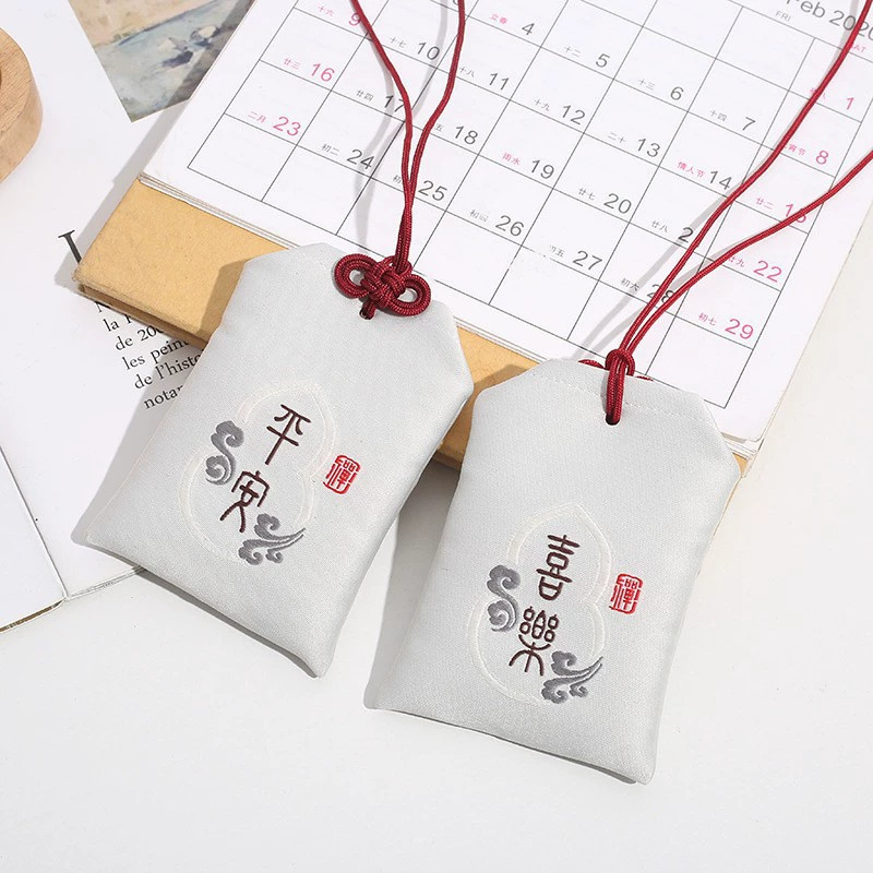 中国風のお守り香袋、祈願刺繍入り香袋、護身福袋、御守り、工場卸売|undefined