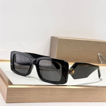 ������ͬ��ī��Ů����ͷ����̫���۾���������Serpenti BV40044I