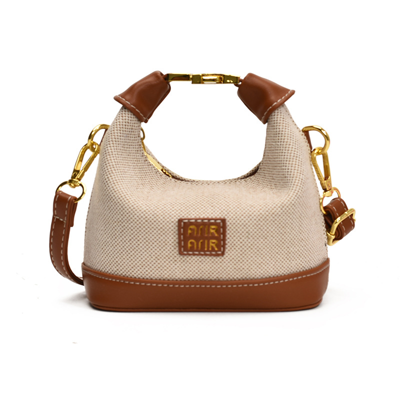 Bolsa desnuda de arroz marrón