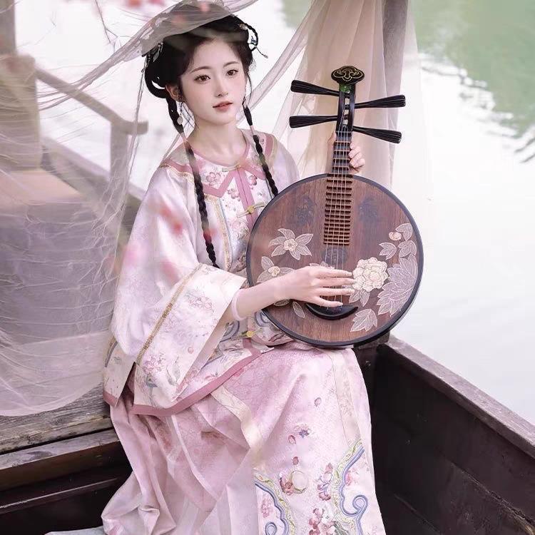 新款山寺桃花复原感仿刺绣印花中式马褂马面裙套装粉色清汉成人女