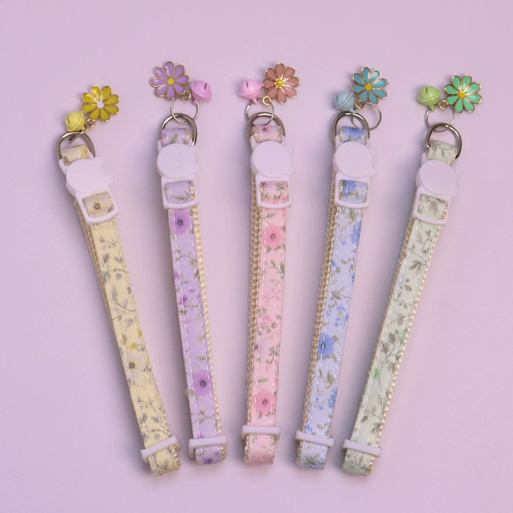 Новый цветочный ошейник для домашних животных, красочный маленький свежий ошейник для кошек, безопасная пряжка, цветочный ошейник для собак, аксессуары