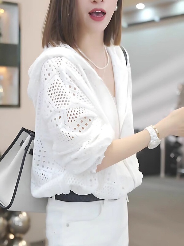 Hollow-Out Hooded Knit Cardigan for Women, Autumn Thin Style, Casual Versatile Design, Slimming, Sun-Protective, Trendy Top Hollow-Out Hooded Knit Cardigan for Women, Autumn Thin Style, Casual Versatile Design, Slimming, Sun-Protective, Trendy Top