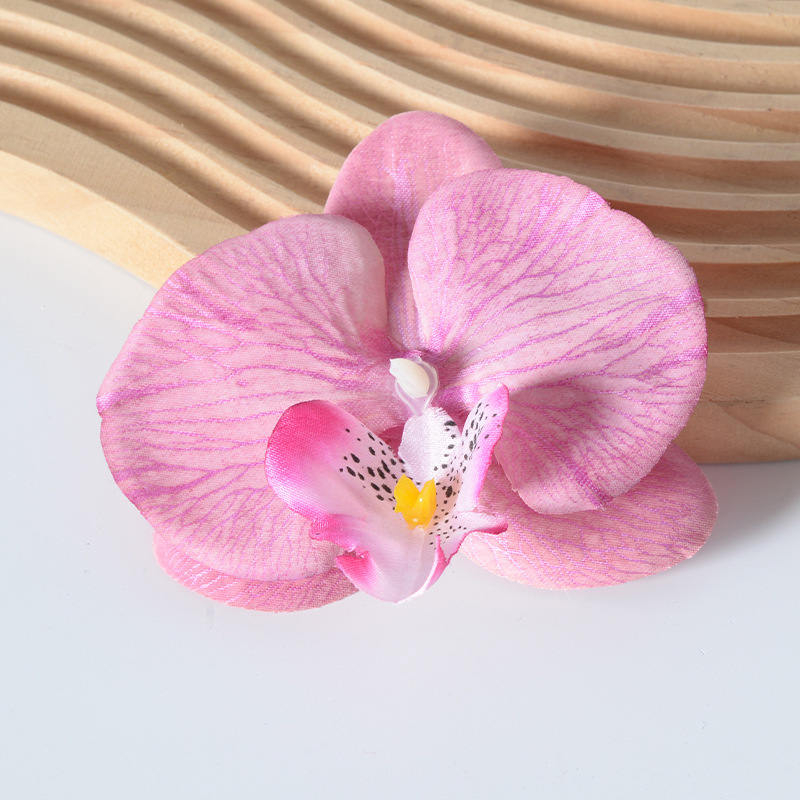 胡蝶蘭の花の頭は花びらの部品をシミュレーションします。|undefined