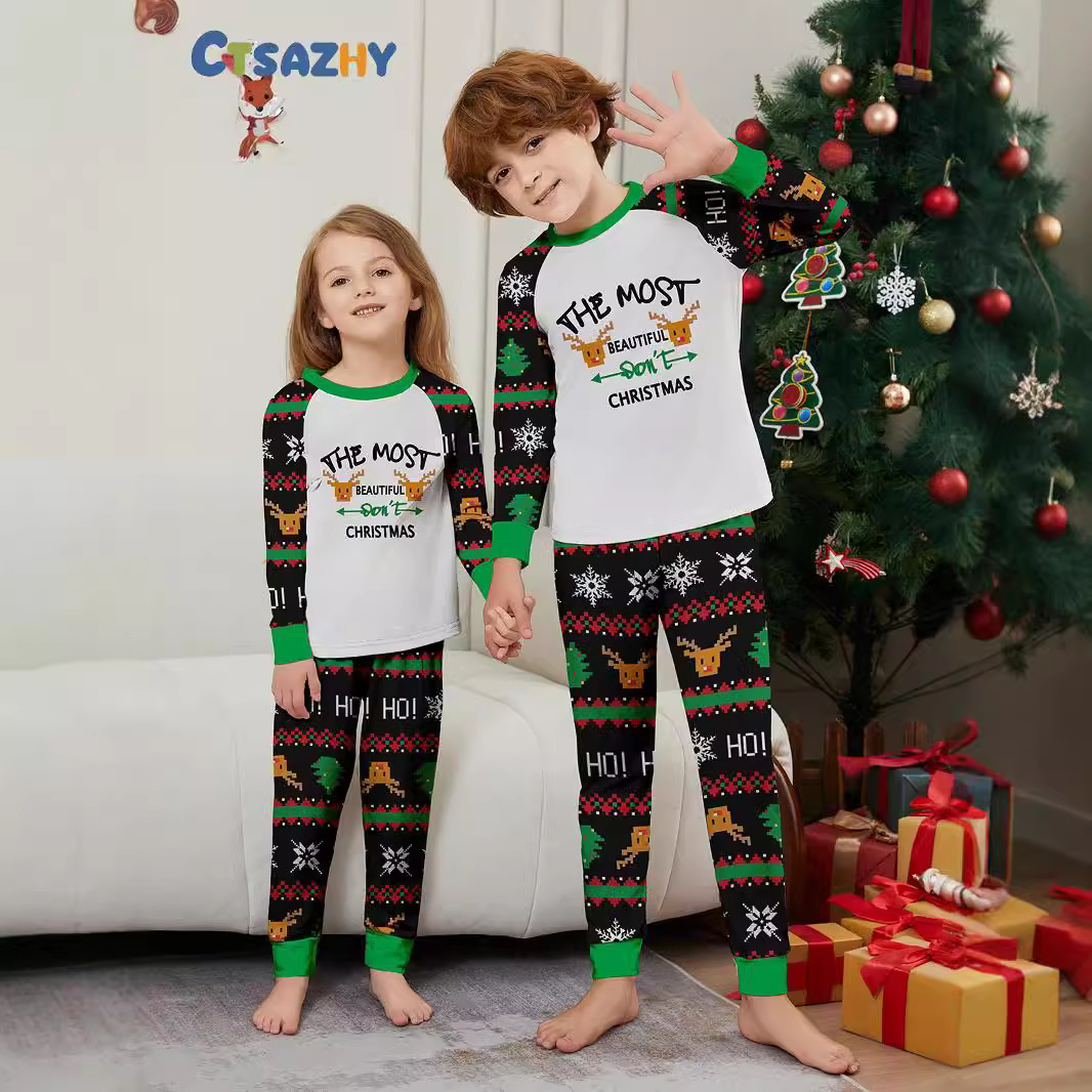 Vánoční rodinné šaty s potiskem vánočního Santa Jelena a sněhové vločky s písmenem Santa_voghion.com