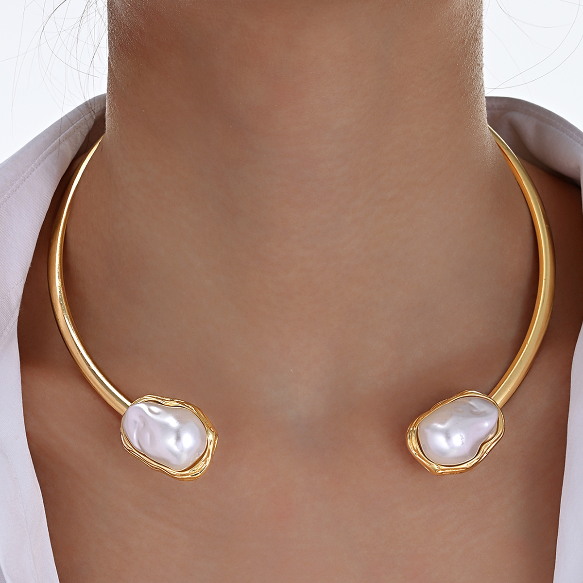Magos europeos y estadounidenses barrocos imitación de perlas collar de apertura geométrica nicho de moda temperamento de alta sensación accesorios