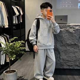 男童时髦运动套装2026秋装新款大童洋气连帽外套阔腿裤休闲两件套