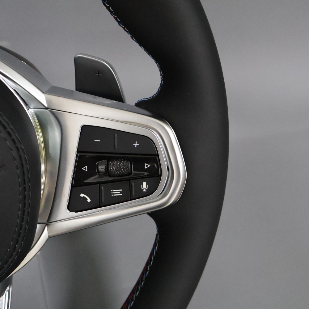 Upgraded electroplated silver modified genuine leather CS steering wheel assembly suitable for BMW 1234567 series F10F30G20G30