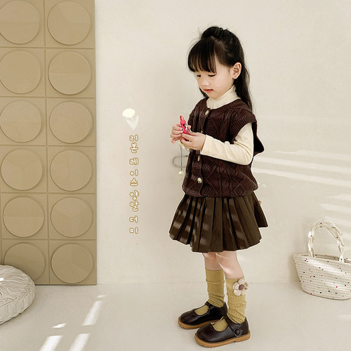 Autumn and winter children's socks cute flowers girls pile socks wholesale girls mid-calf socks middle and large children double-needle calf socks