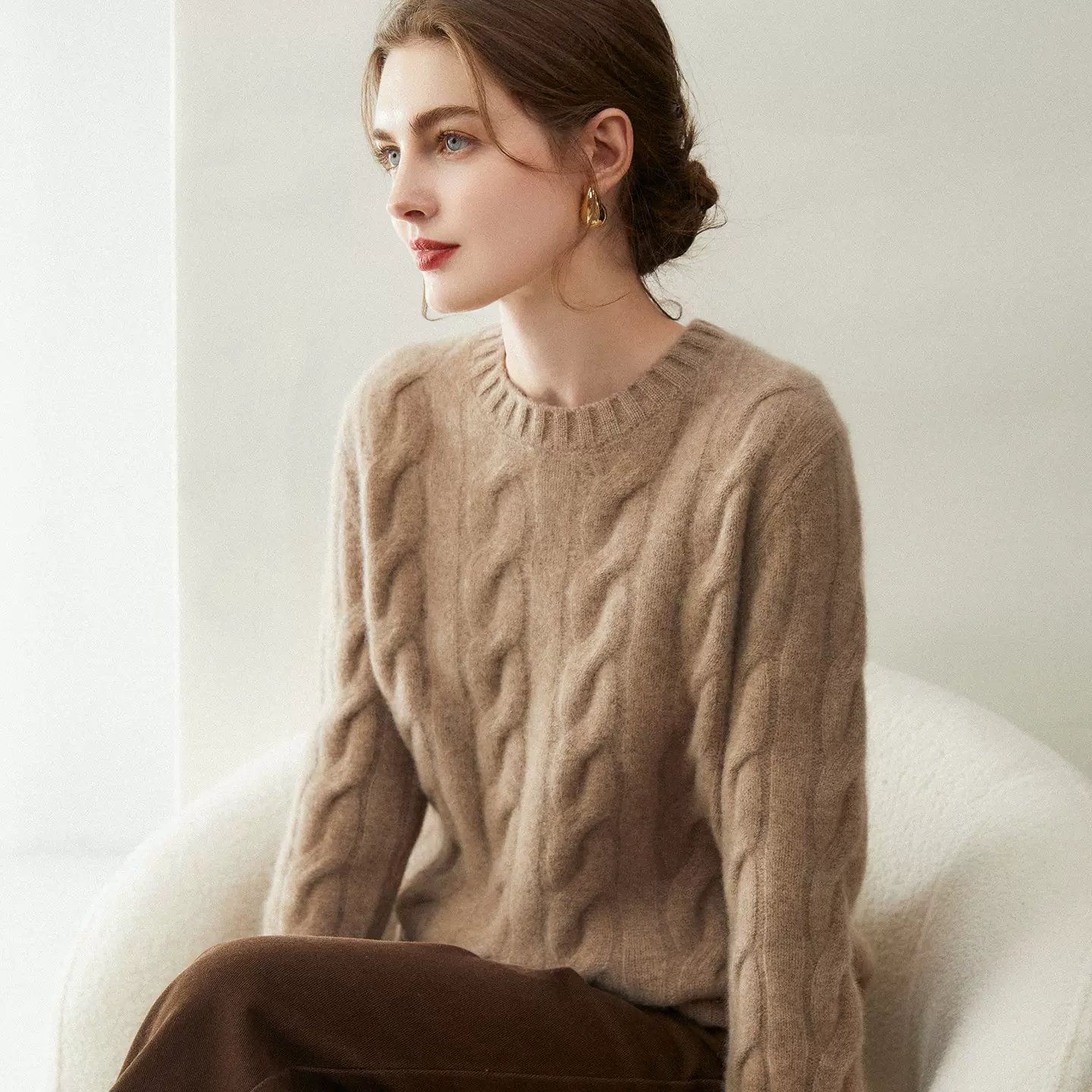 康赛妮~新款纯山羊绒衫女圆领彩点三股加厚宽松针织打底套头毛衣