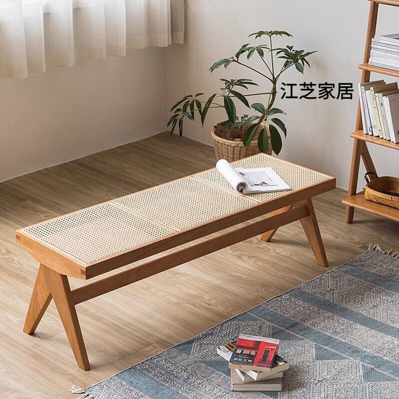 中古の藤編みの長い腰掛けのベッドの尾の腰掛けの試着室の実木の小戸型の藤編みの椅子の民宿の日本式の靴の腰掛け|undefined