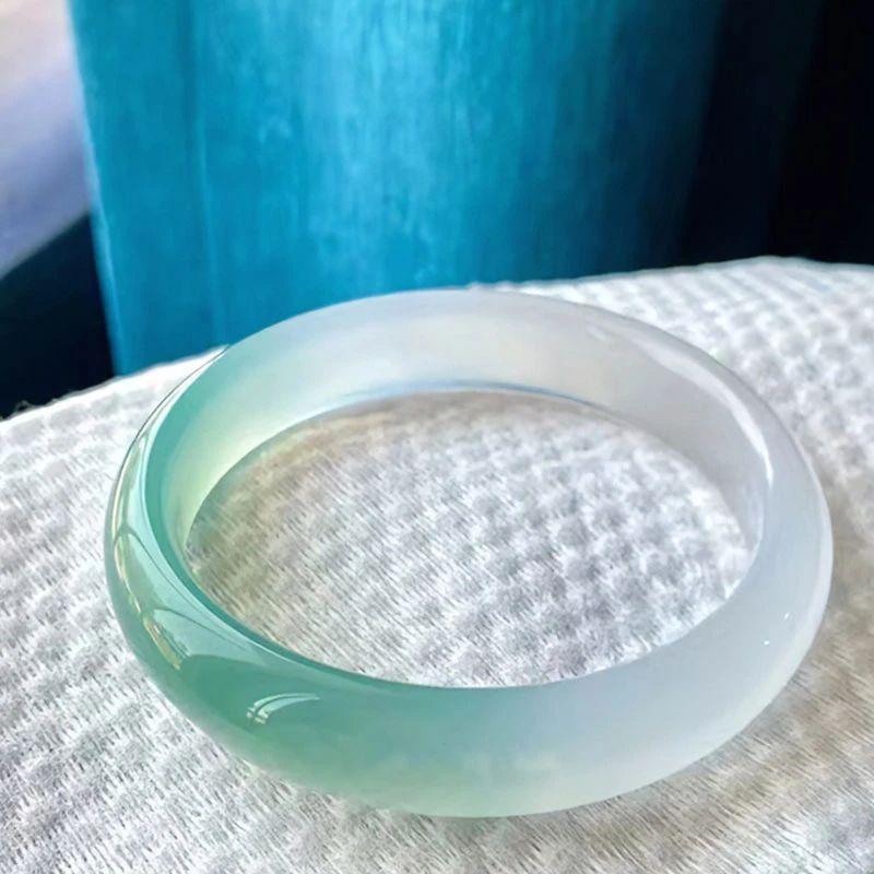 Chalcedony Bracelet, Sunny Water Color, Floating Flower Lady Bracelet, Narrow Ice-Transparent Fashion Fairy Bracelet, Diverse Delivery for Women