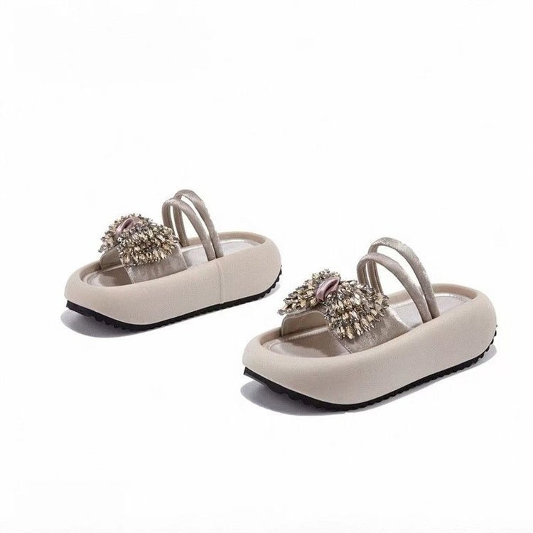 2026 verano de diamante dos zapatillas transpirables para mujeres versátiles nuevas zapatillas de muffin de moda con base de altura expuesta
