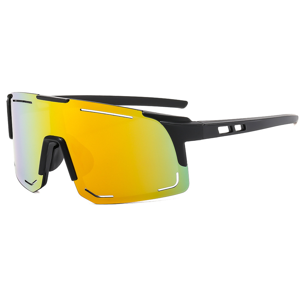 Красная пленка в черной рамке