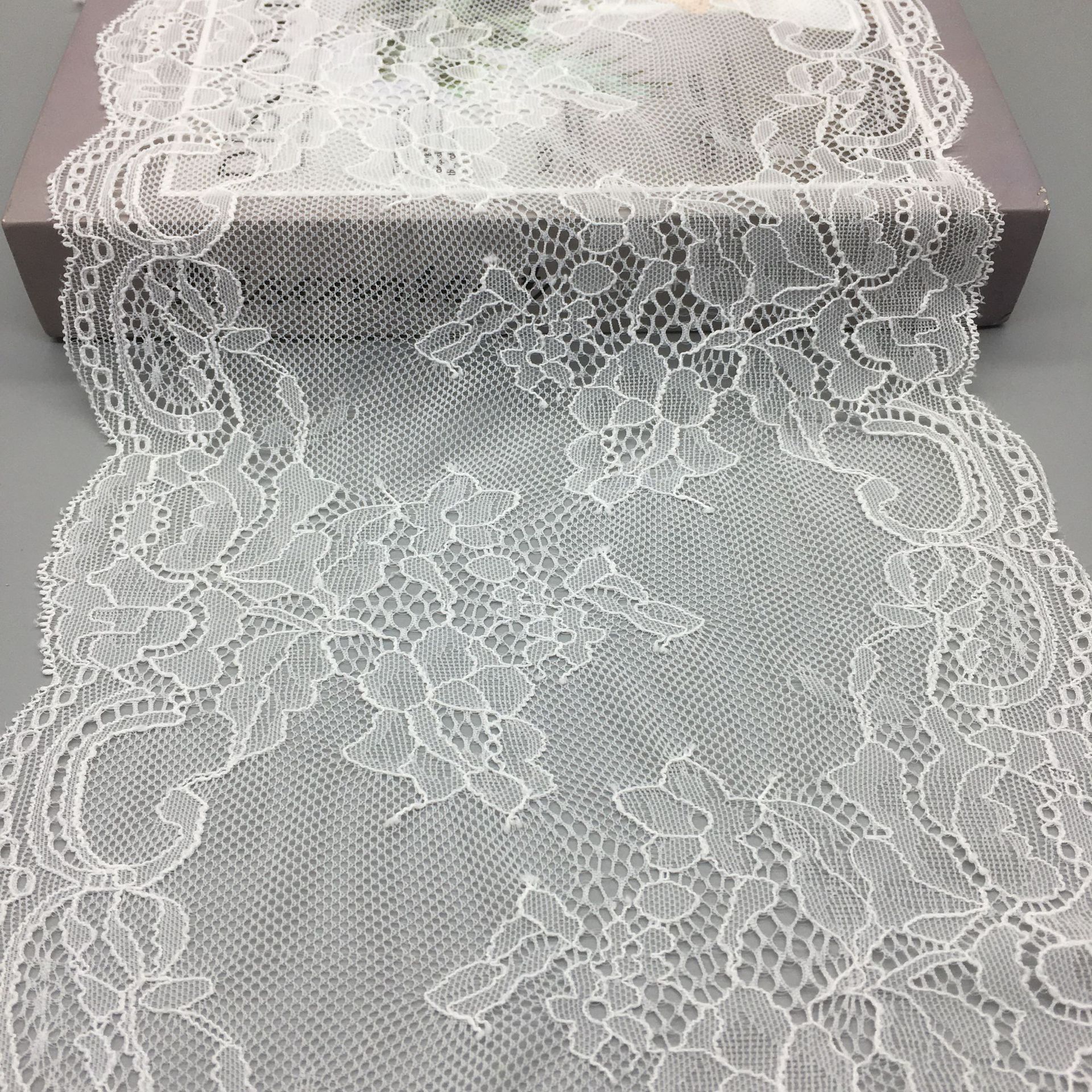 锦氨蕾丝花边 22cm弹力花边 婚纱内衣裙摆手套箱包配饰围巾辅料