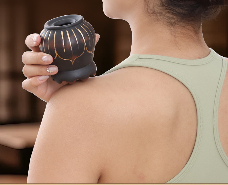 Gilded Fire Dragon Moxa Jar Red Bian Stone Warm Moxibustion Massage Gua Sha Cup for Home and Studio Use key features