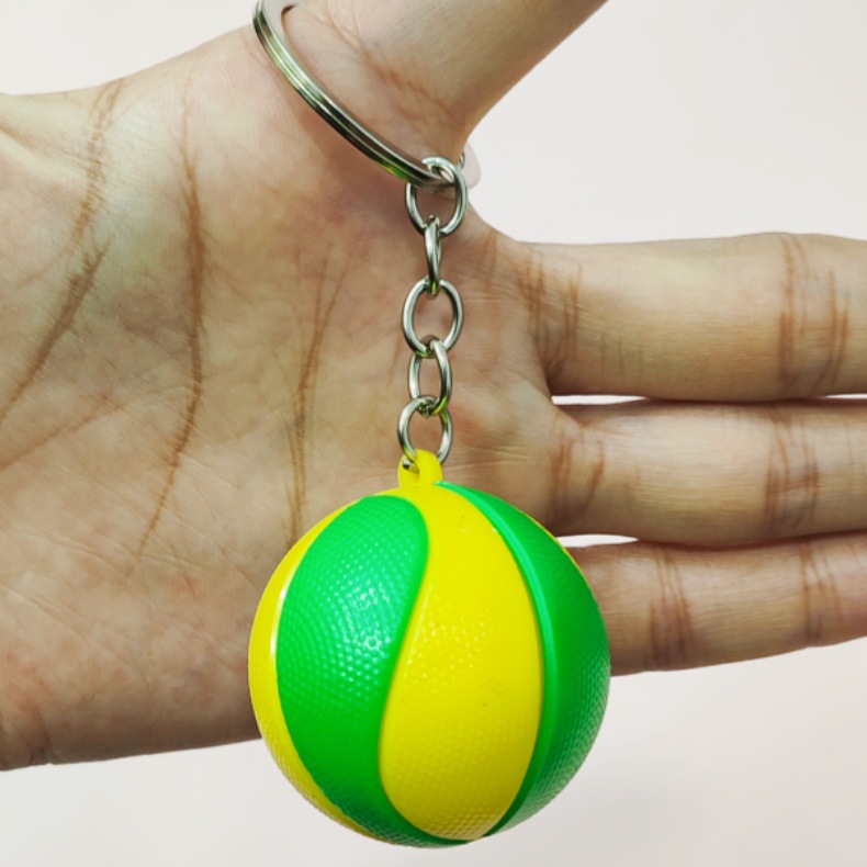 クロスボーダー4cmサッカーキーホルダーバスケットボールストラップ学生カバン掛け飾りスポーツグッズプレゼントテニスラグビー掛け