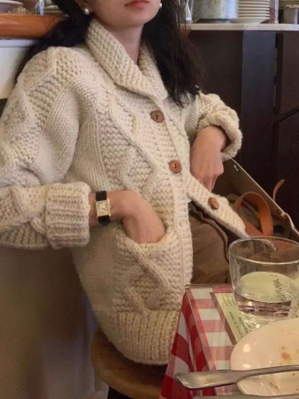 韩代八奶翻领粗针毛衣外套女2025秋冬新款单排扣针织开衫上衣 121|undefined