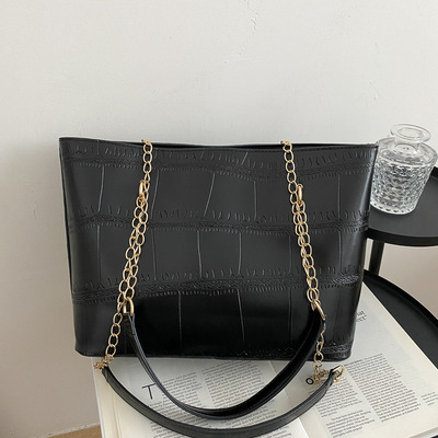 包包女2020冬季新款复古百搭石头纹链条大容量托特包女式单肩大包