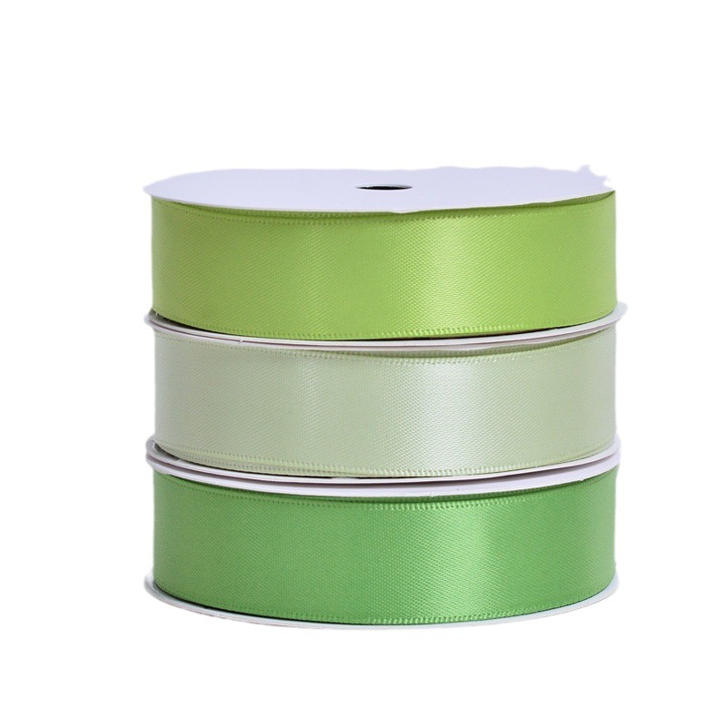 En stock al por mayor 2,8 cm cinta de satén de una sola cara material de embalaje de pastel de cumpleaños cinta de arco al por mayor