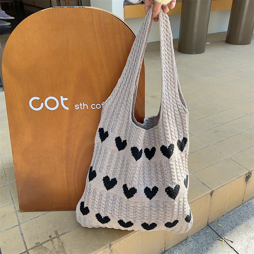 310161 Knitted heart-shaped Wool Bag for Women 2023 Autumn/Winter new single-shoulder handbag, portable tote bag for shopping undefined