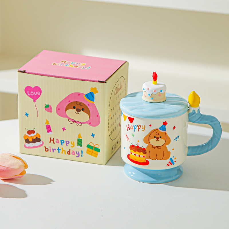 Bonita tarta de cumpleaños de dibujos animados taza de alto valor creativo regalo de cumpleaños de mano casero con taza de agua cubierta