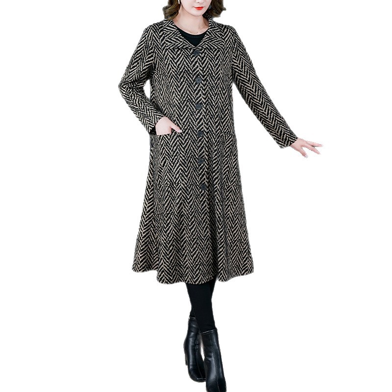 Middle-Aged and Elderly Foreign Trade Mother's Windbreaker Women's Lapel Winter Tops Plus Fat Fashionable Mid-Length Outwears