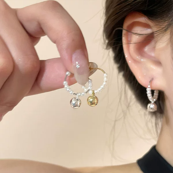 Elegant European-Style~ French Minimalist Pearl Hoop Earrings for Women, Light Luxury and High-End Feel, Unique and Beautiful Earrings for Square and Round Faces
