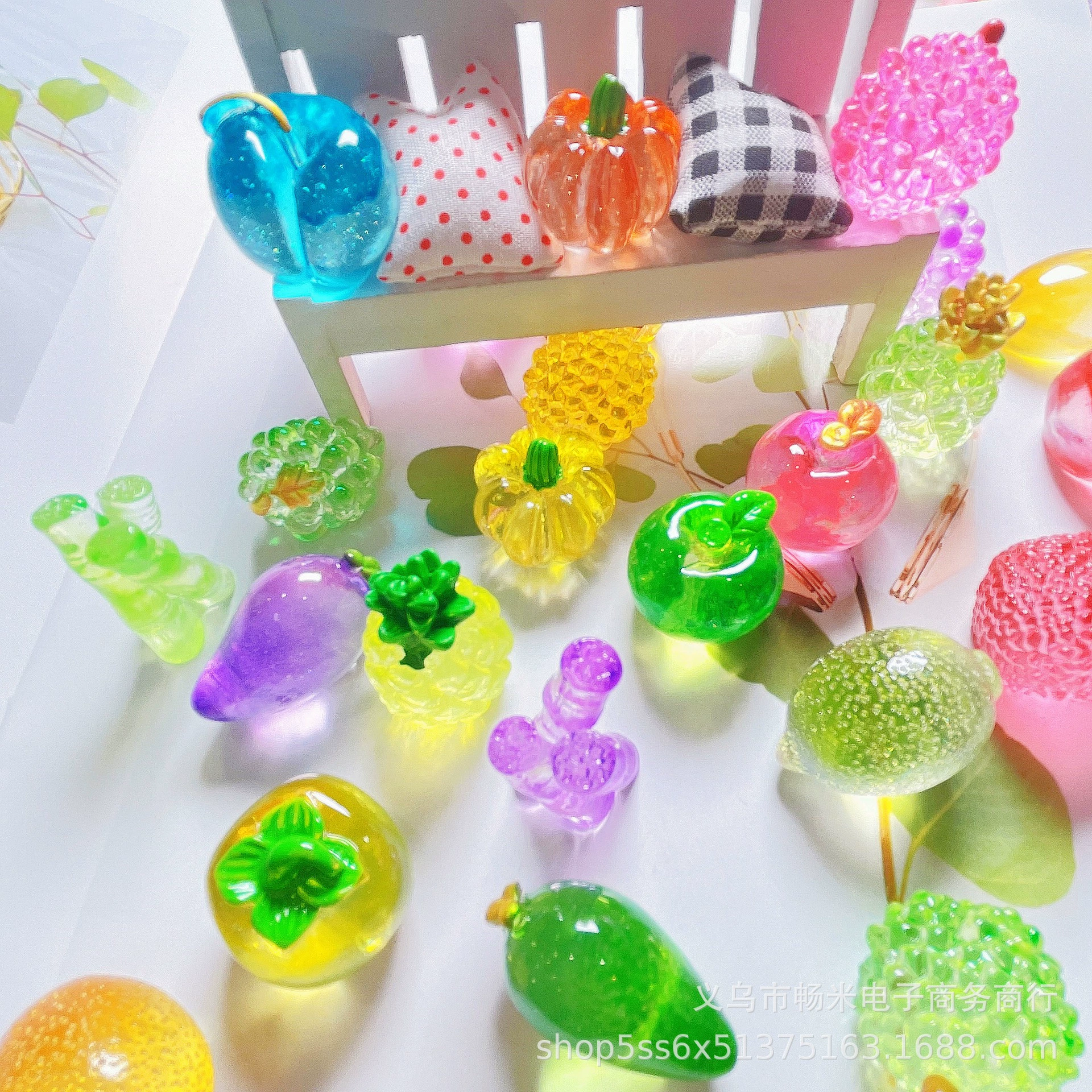 Realistic three dimensional resin decor, decorations, accessories, gradient, DIY