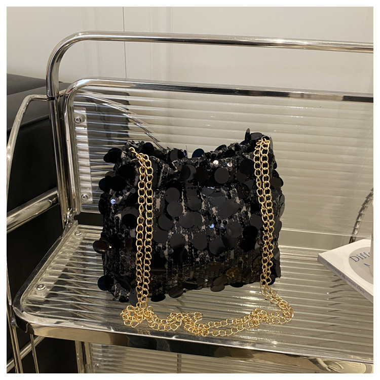 315g Weight Polyester Lining Material Chain Fashion Element Magnetic Buckle Closure Type Single Shoulder Strap Strap Type Crossbody Bag Bags Type Holiday, Daily Occasion Sequin Material Women's Backpack Backpack Solid Color Pattern All Seasons Season Women's Gender Elegant, Classic Style Style Bucket Shape Women's Sequin Solid Color Elegant Classic Style Chain Bucket Magnetic Buckle Crossbody Bag 14
