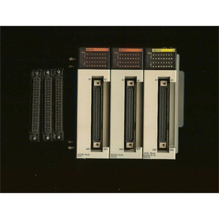 Brand New Programmable Controller Plc I/O Module Cqm1-Od213 with Connectors
