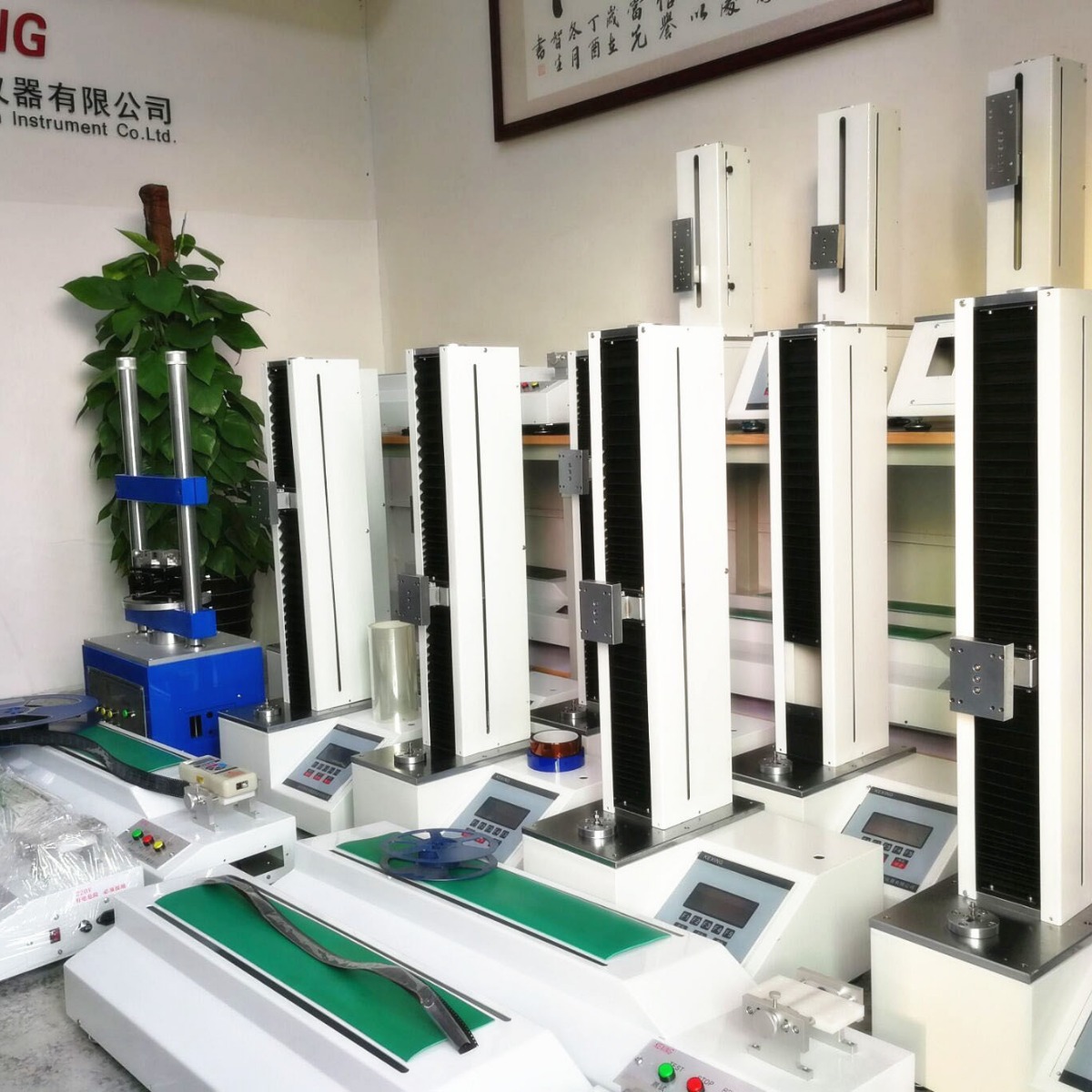 电子拉力试验机单柱小型拉力机塑料袋拉力测试仪厂家直销