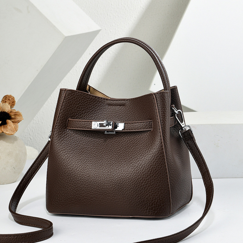 2026 New Fashion Trendy Bucket Bag for Women, Suitable for Commuting, Handbag, Shoulder Bag, Crossbody Bag, High-End Versatile Fashion Women's Bag 2026 New Fashion Trendy Bucket Bag for Women, Suitable for Commuting, Handbag, Shoulder Bag, Crossbody Bag, High-End Versatile Fashion Women's Bag