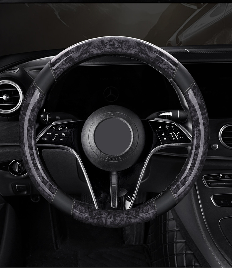 Car steering wheel cover in stock, peach wood grain, ultra-thin, breathable, non-slip, round handle cover, suitable for all seasons