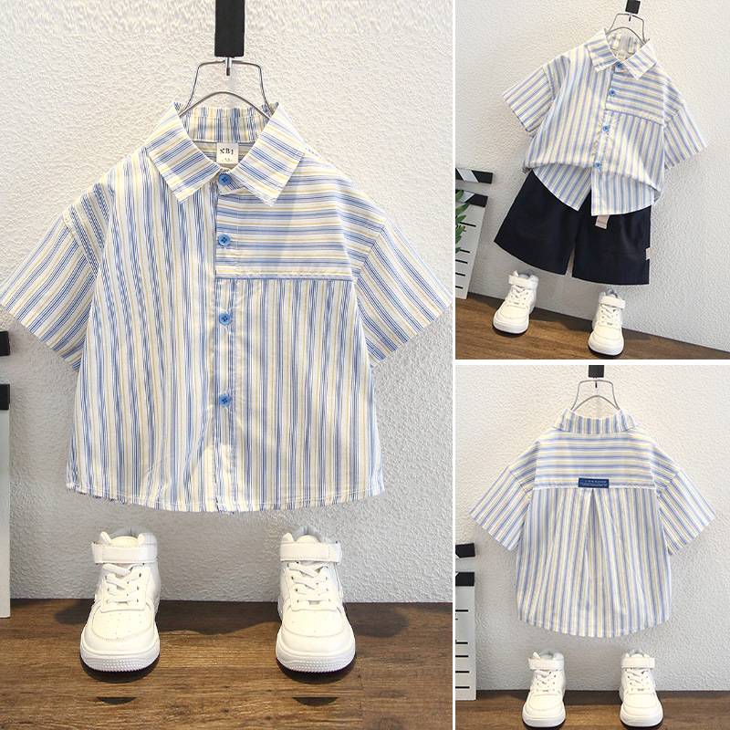 7960 Camisa de manga corta para niños de verano, hermosa blusa de solapa a rayas verticales para niños, camisa para niños pequeños y medianos, estilo de moda de verano