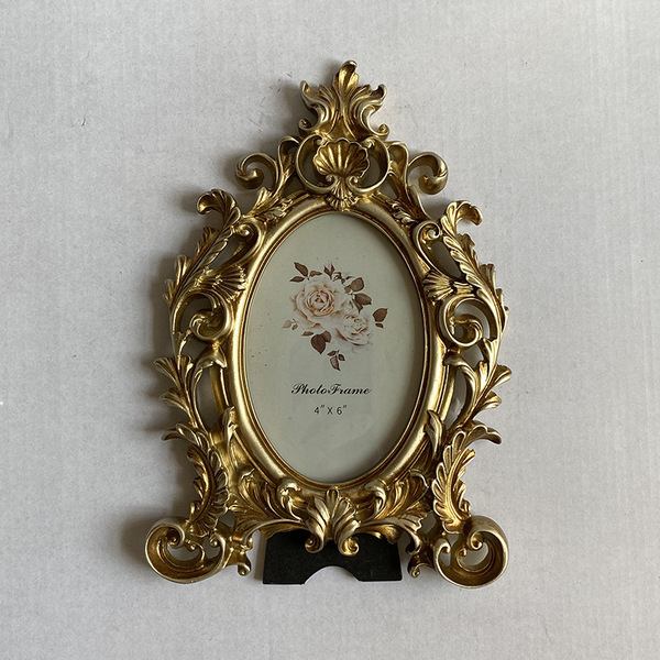 Wall retro photo frame