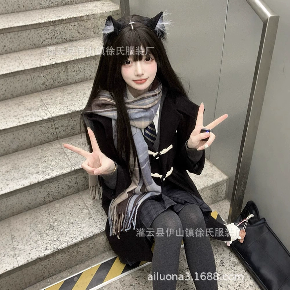 Утолщенные хлопчатобумажные пальто осенней и зимней школы ветра Ni zi пальто с роговыми пряжками и шляпами