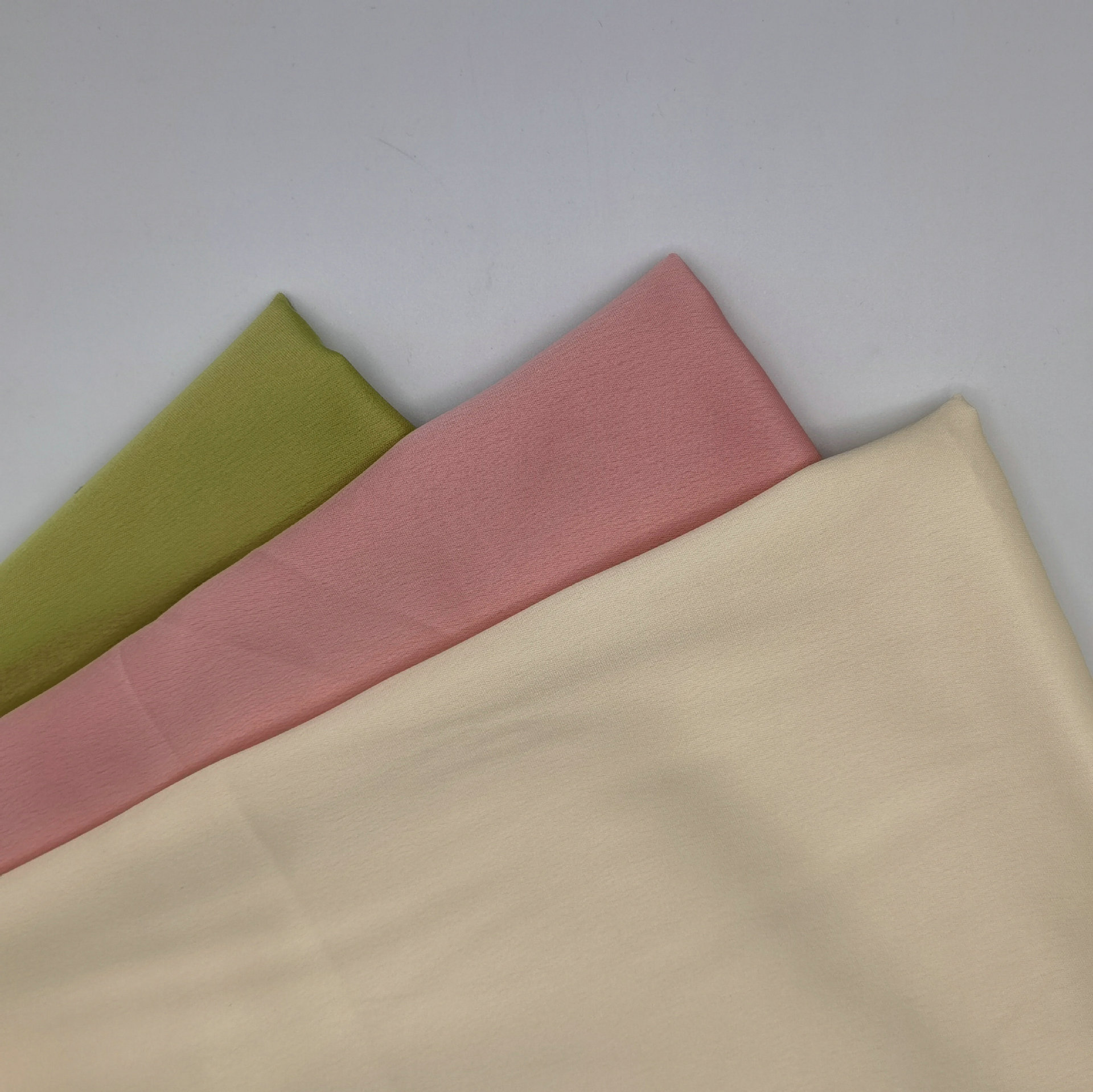 Acid Fine Rain Satin Bicomponent Crackled Matte Polyester Woven Fabric for Clothing Cheongsam Pajamas Wholesale