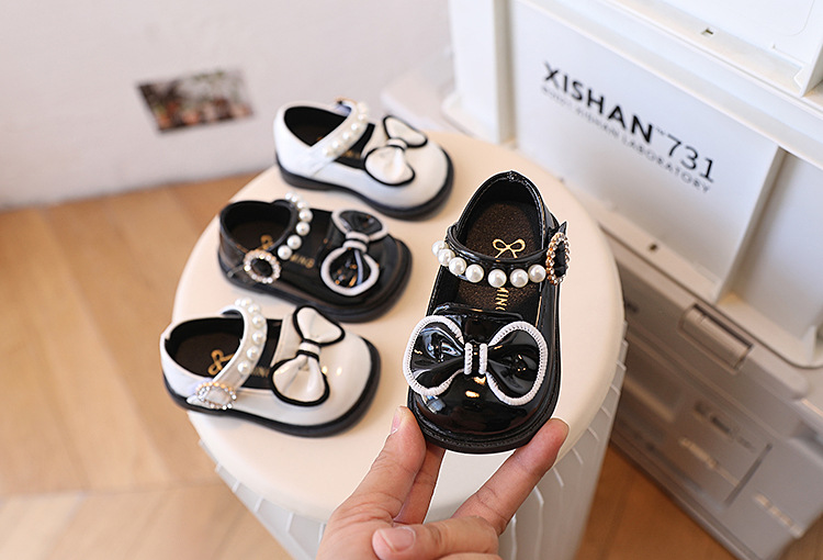 2023 kinder Leder Prinzessin Frühling und Herbst Weiche Sohle Walking Baby Mädchen Bean Einzelnen Schuhe_voghion.com