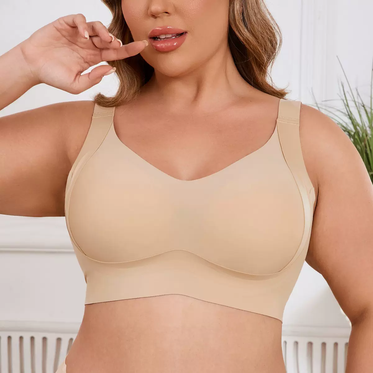 无痕内衣女大胸显小文胸聚拢防下垂全罩杯收副乳欧美大码胸罩