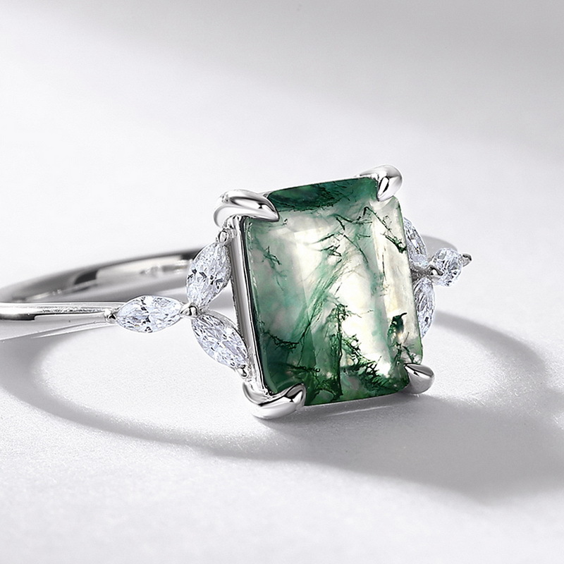 Anillo de ágata de hierba de agua natural geométrica transfronteriza europea y americana S925 Anillo de dedo de musgo verde plateado Personalización simple y atmosférica
