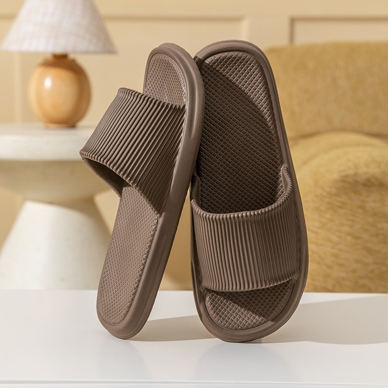 Eva zapatillas de baño casero pisar mierda sensación anti-deslizante anti-odor para hombres en el hogar interior de verano baño mujer PVC